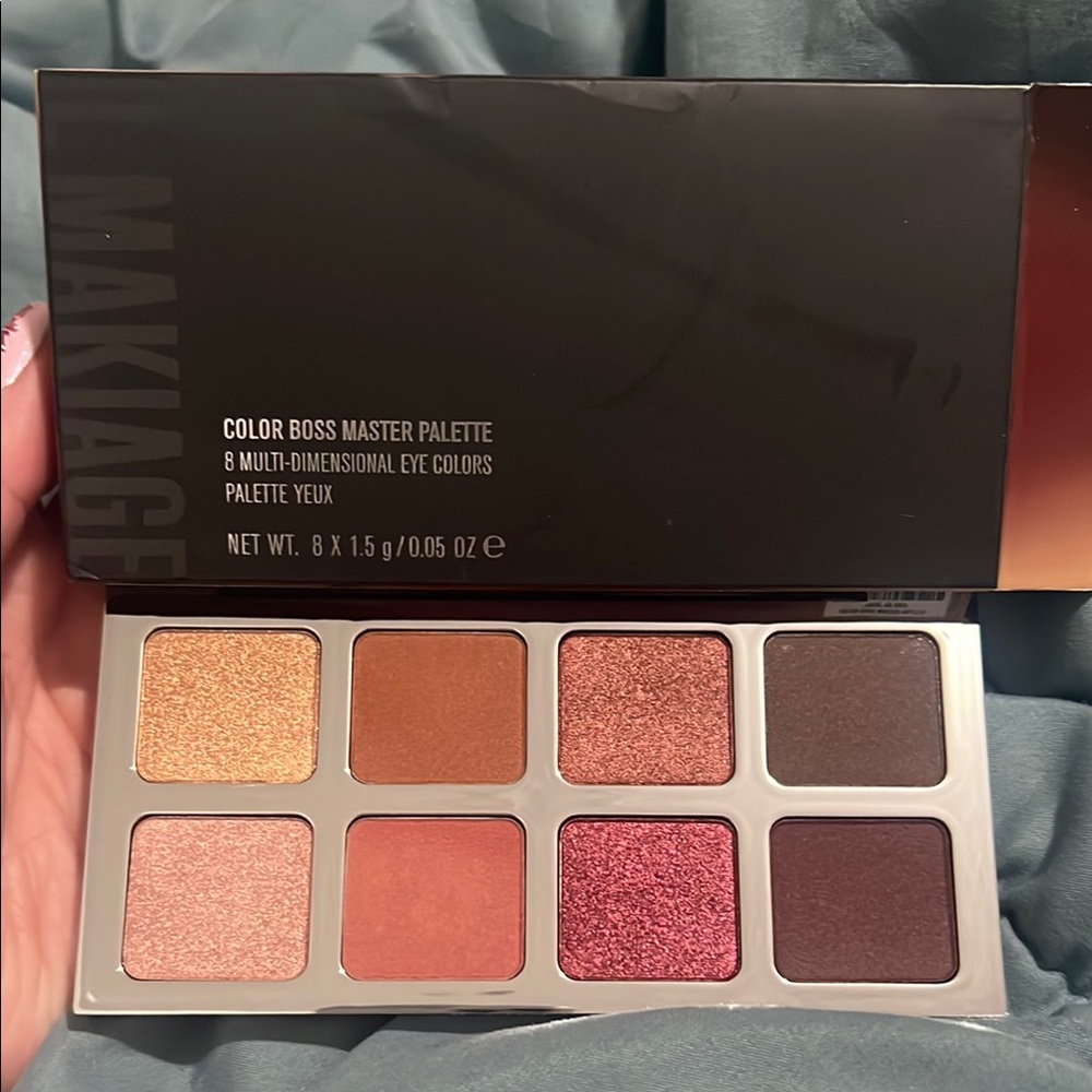 IL MAKIAGE Color Boss Master Palette - Multi-Dimensional Eye Colors
